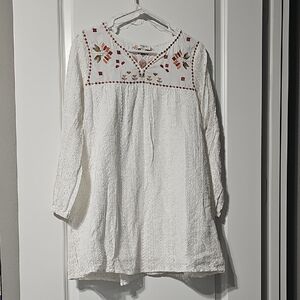 Umgee White Tunic Red Embroidery